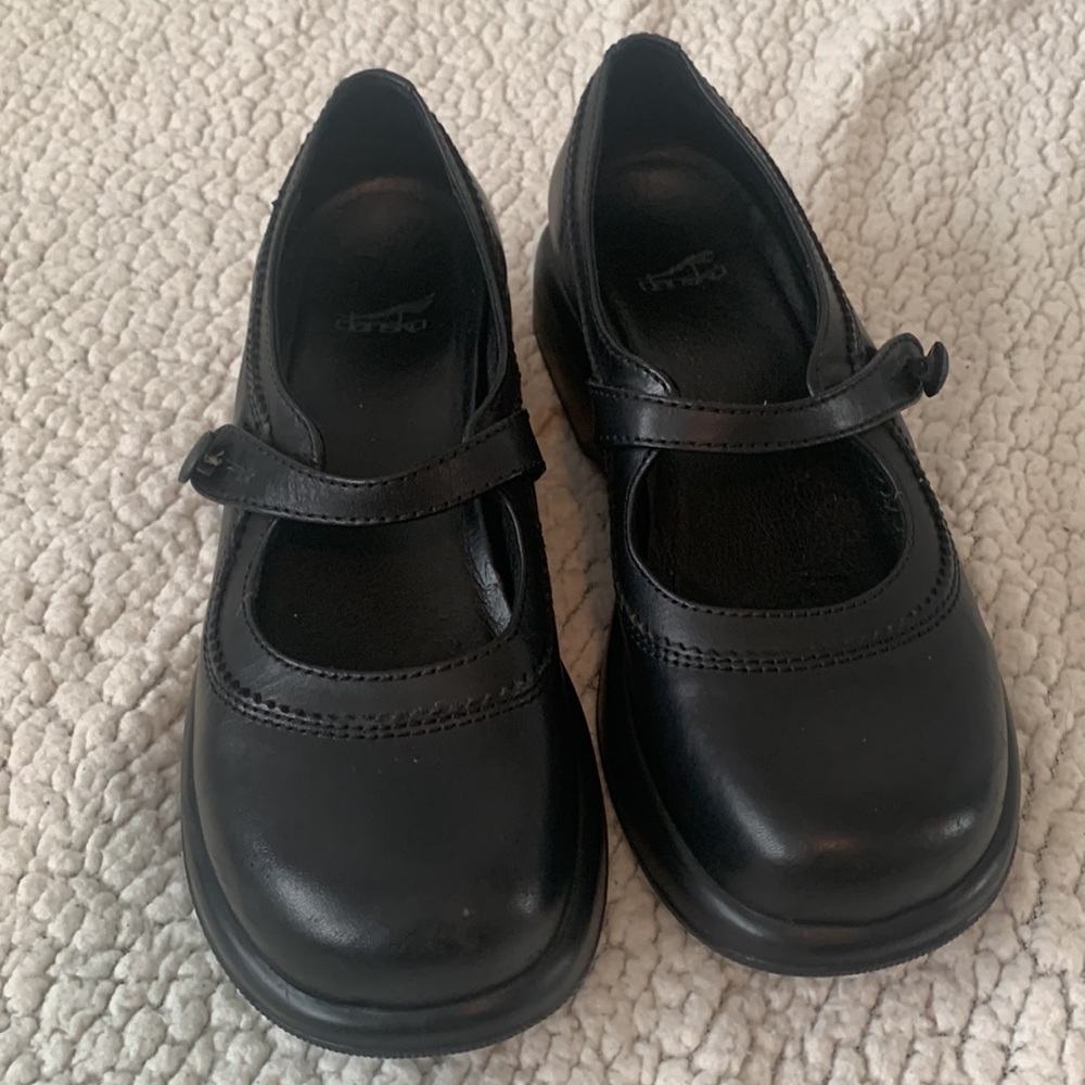 Dansko Mary Jane Shoes Size 9 or 39 Black